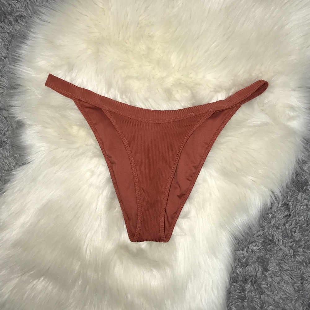 Forever 21 Swimsuit Bottoms